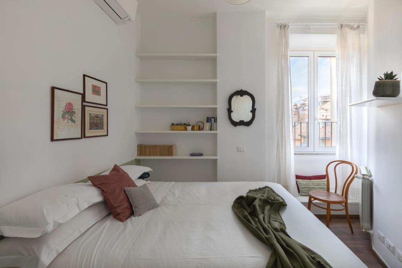 Amazing Penthouse With Terrace And Rooftop In Trastevere Apartment Rom